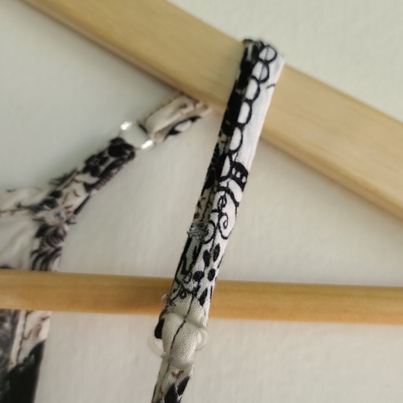 Boutique flowy top - Picture 7 of 7